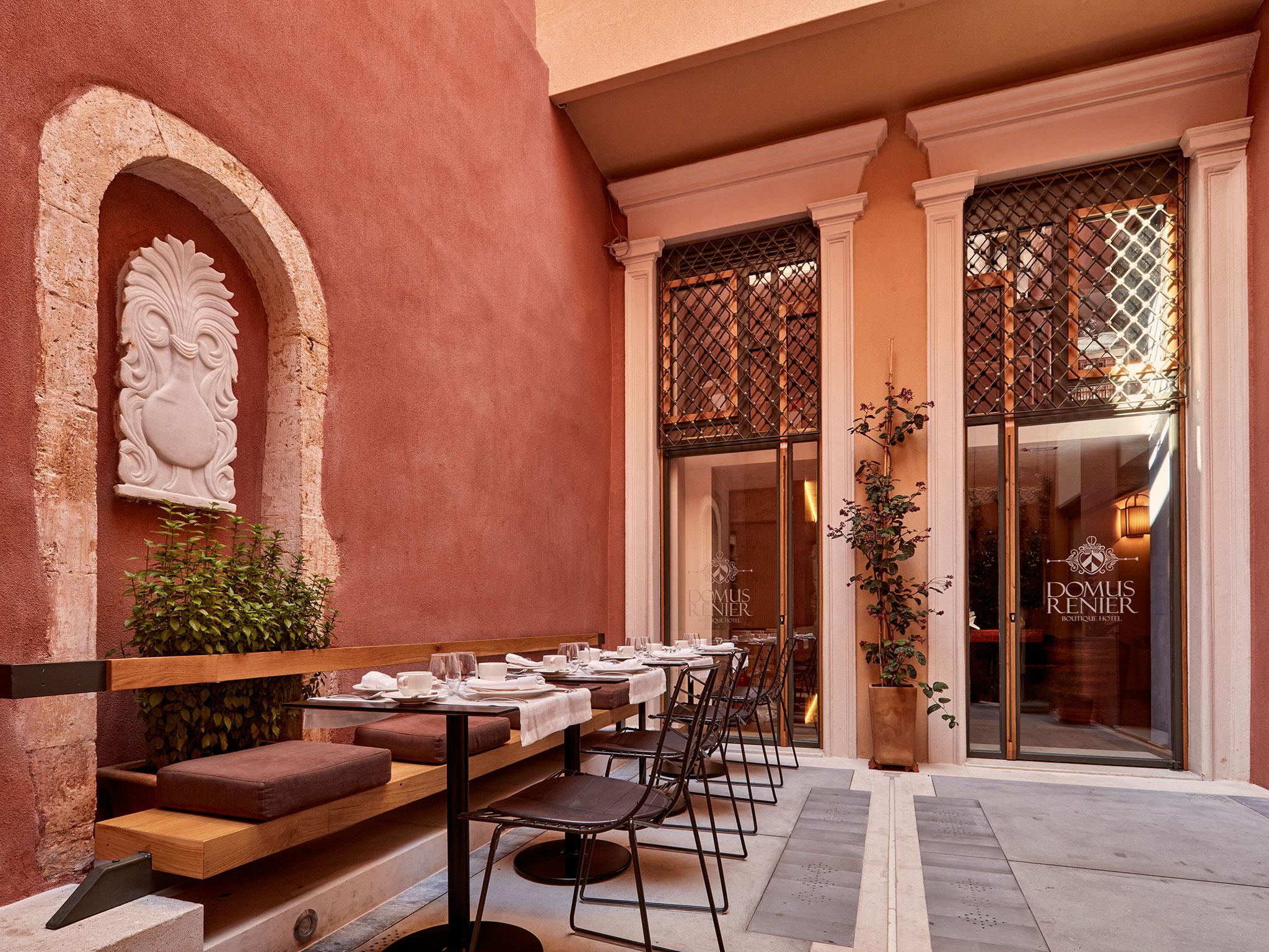 Hotel Domus Renier Boutique - Historic Worldwide 5*